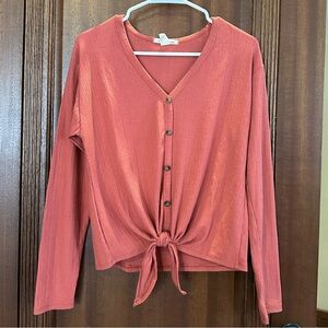 Women’s long sleeve top